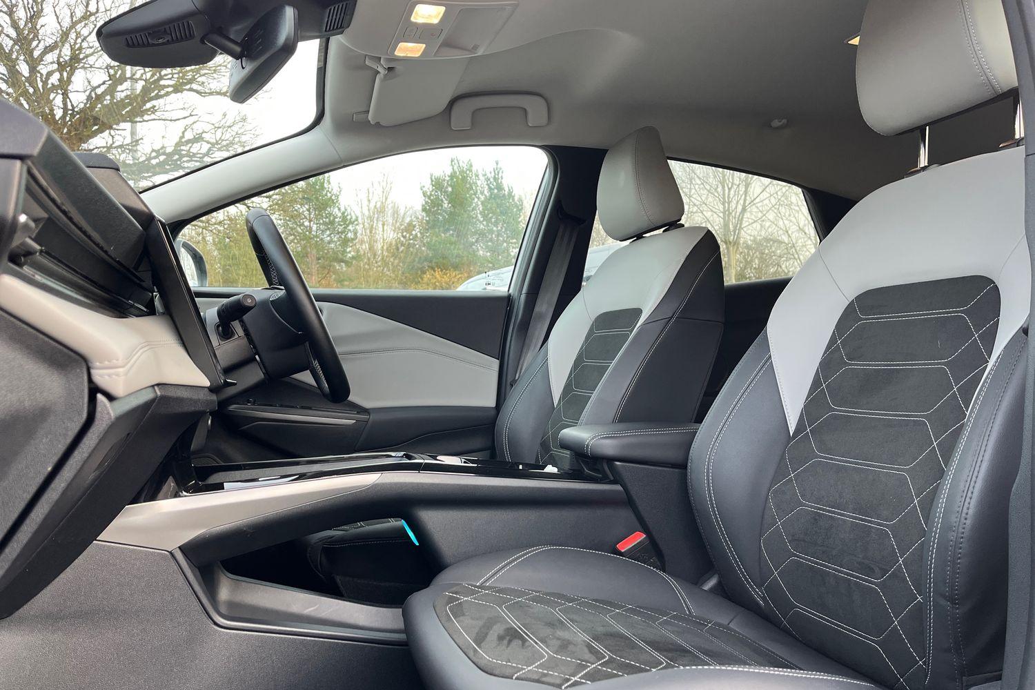 Ford Puma Gen-E Photo 18
