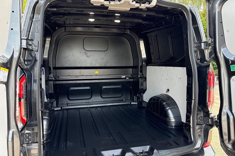 Used Ford TRANSIT CUSTOM WV26XJJ 4
