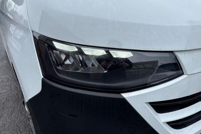 Volkswagen Transporter Photo 19