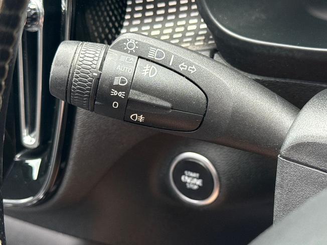 VOLVO Xc40 Photo 59