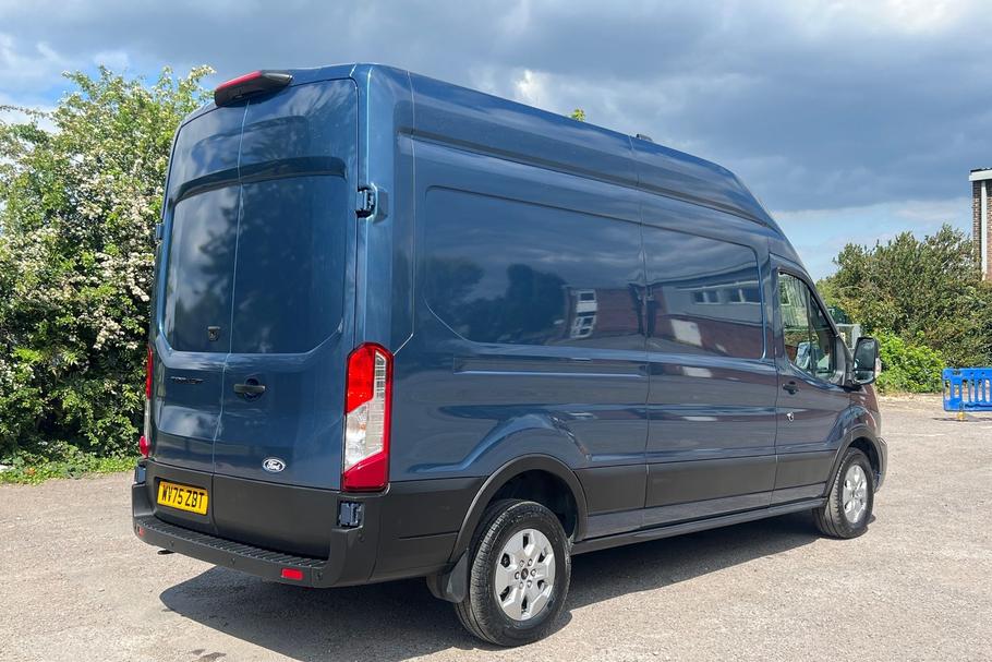 Used Ford TRANSIT WV75ZBT 25