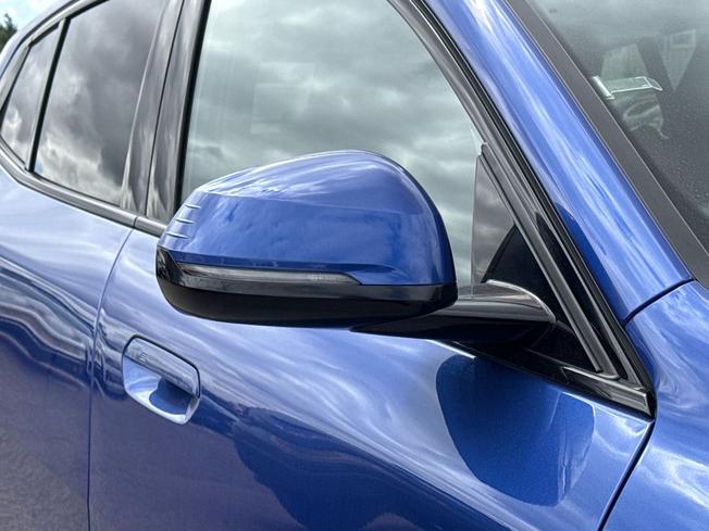 BMW Ix2 Photo 20