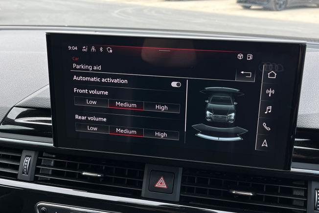AUDI A4 Photo 31