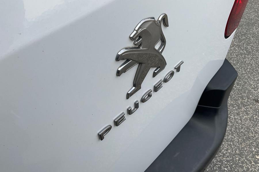 Peugeot PARTNER Photo autoimg-84d9afb7da7aedcb6cd86628ba3311703126aa56.jpg