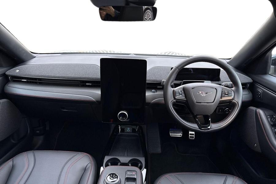 Ford Mustang Mach-E Photo autoimg-84deefca69484a4438dbcdd6fecde666bdef6143.jpg
