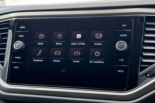 Volkswagen T-Roc Photo 13