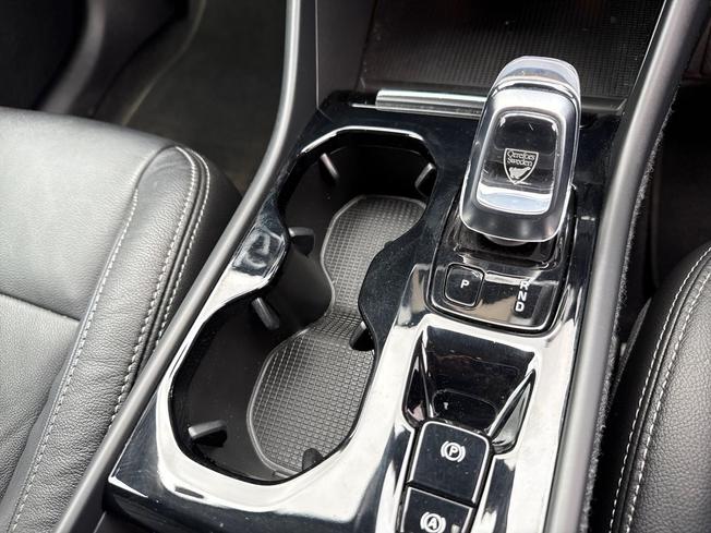 VOLVO Xc40 Photo 33