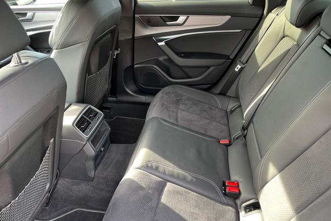 AUDI A6 Saloon Photo 45