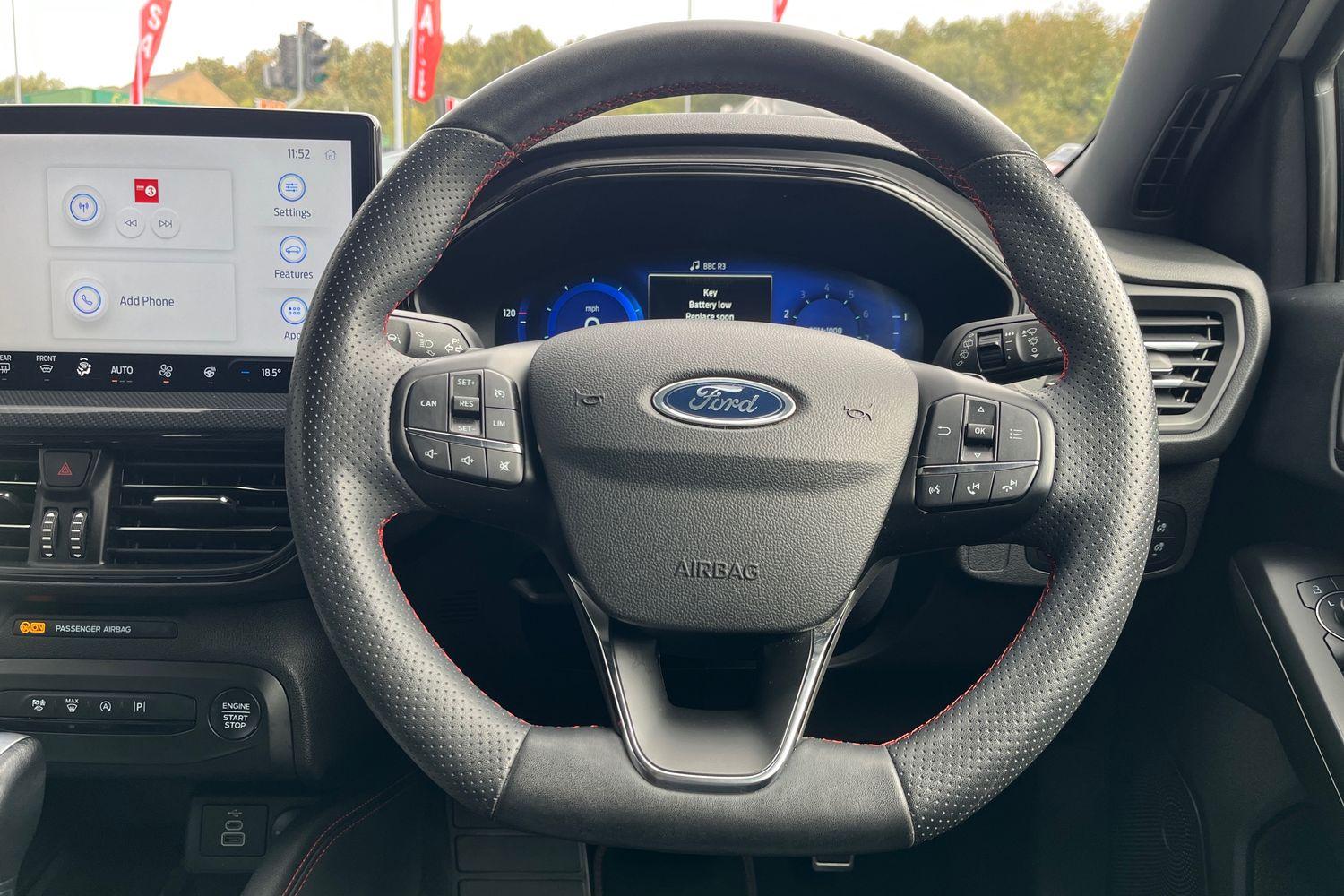 Ford FOCUS Photo 11