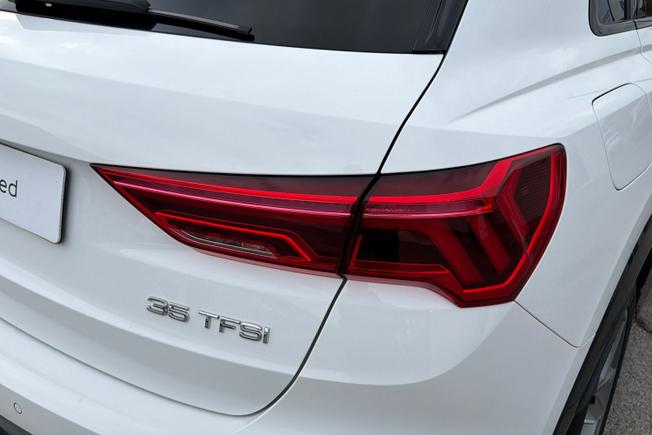 Audi Q3 Photo 19