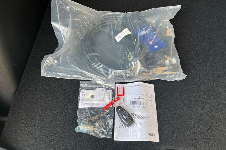 Ford KUGA Photo autoimg-84ed020a9ee6ff8f60fe2a23dfca368f5f896102.jpg