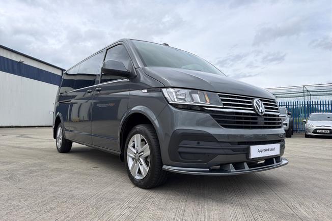 VOLKSWAGEN Transporter Shuttle Photo 21