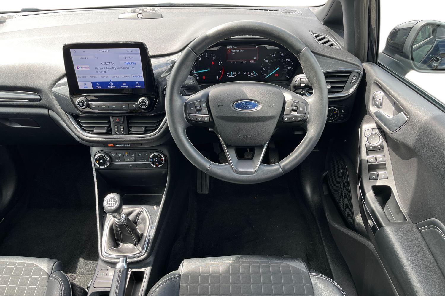 Ford Fiesta Photo 10