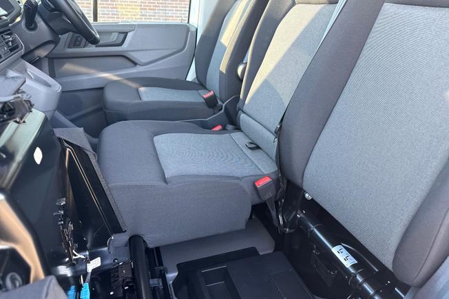 Volkswagen Crafter Photo 21