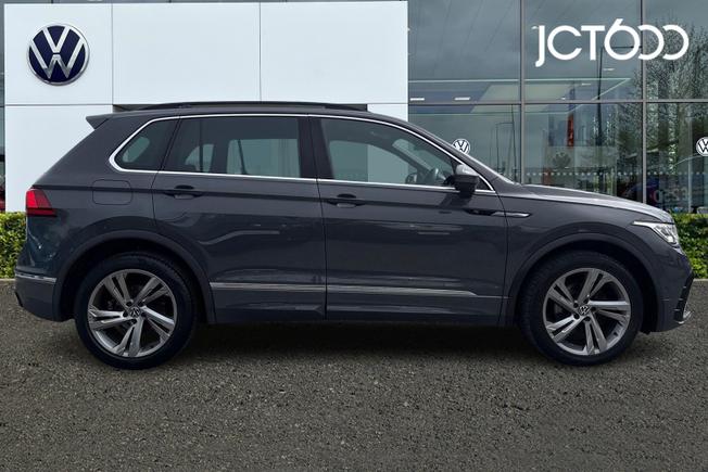 VOLKSWAGEN Tiguan Photo 4