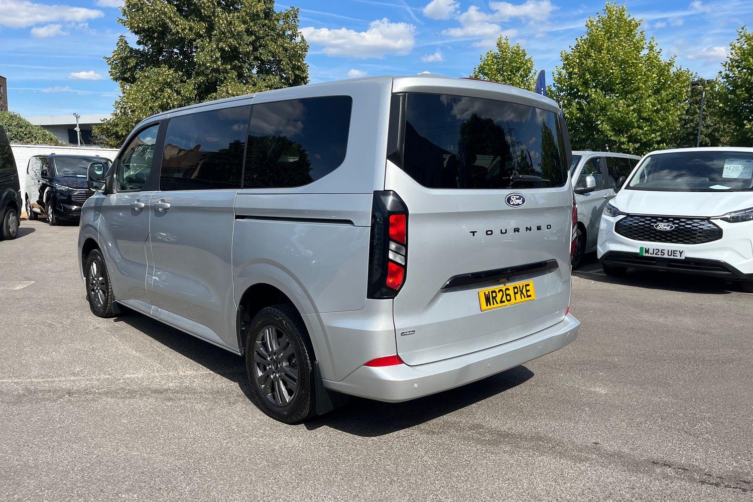 Ford TOURNEO CUSTOM Photo 33