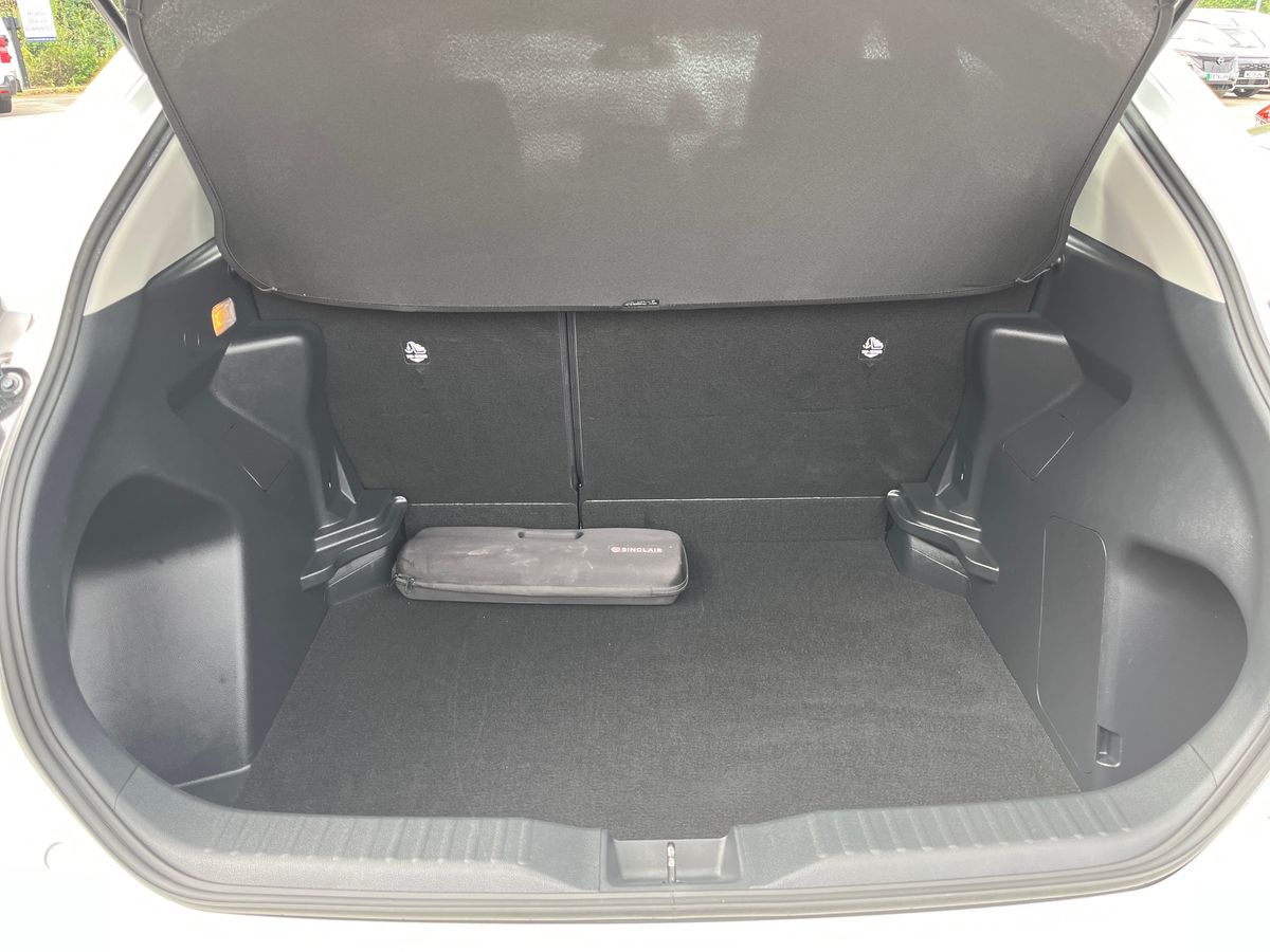 Toyota Yaris Cross Photo 21
