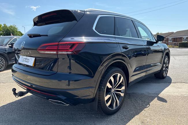 VOLKSWAGEN Touareg Photo 30