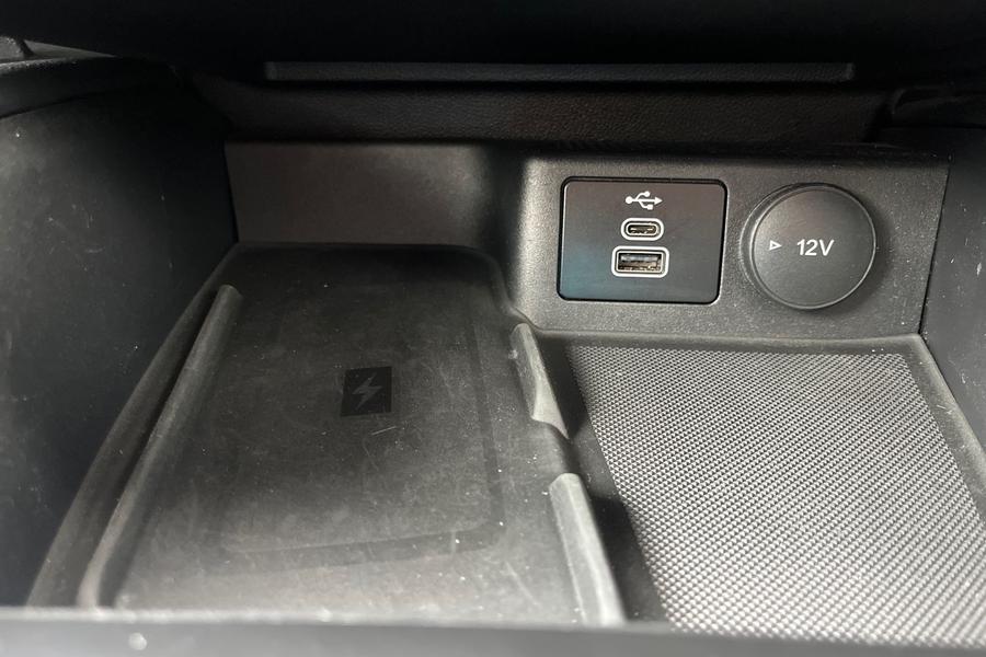 Ford FOCUS Photo autoimg-84fcf37cdcd61598bbdb39bf7a0287845e0994cc.jpg