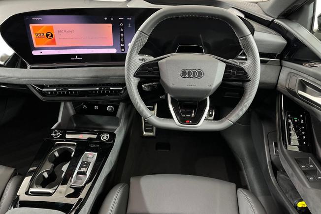 AUDI  A6 Photo 11