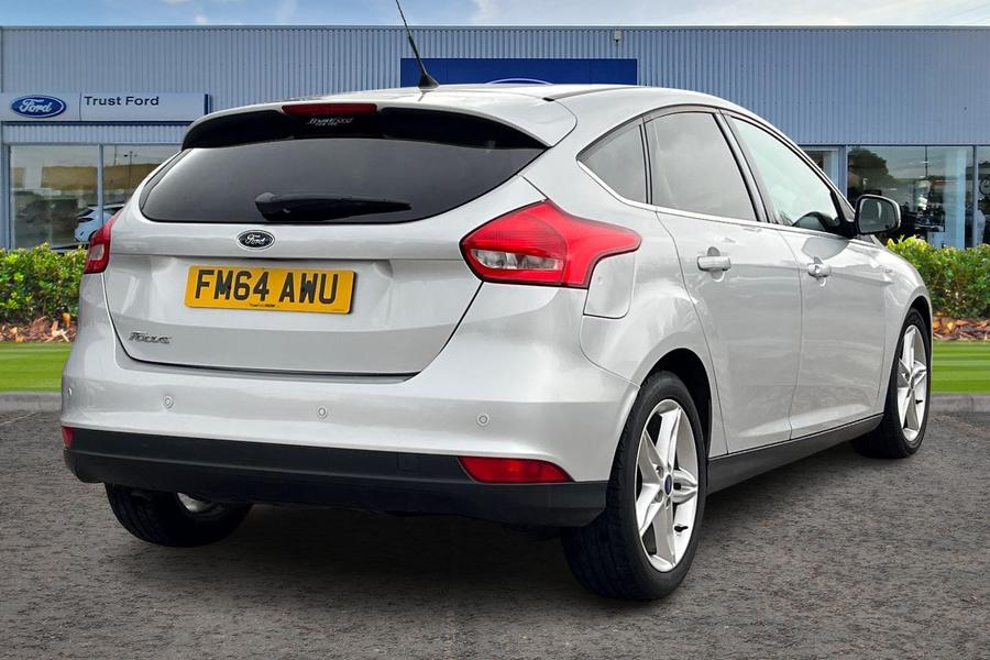 Ford FOCUS Photo autoimg-84ff40ea028ad1879bffdf00413ba17c36d520bc.jpg