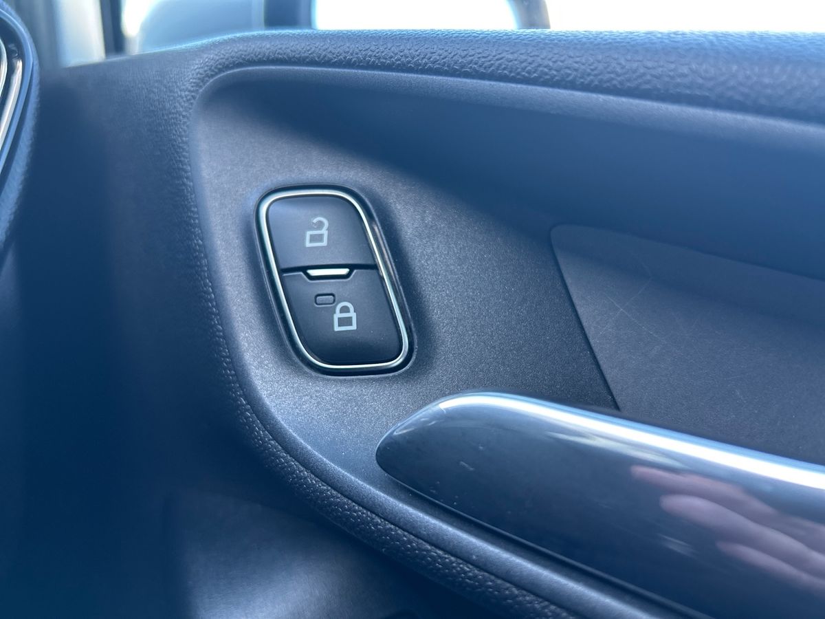 Ford Fiesta Photo 26