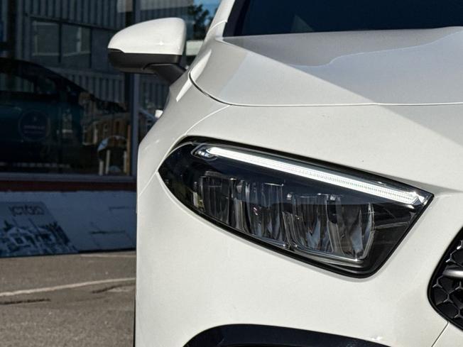 MERCEDES-BENZ A Class Photo 24