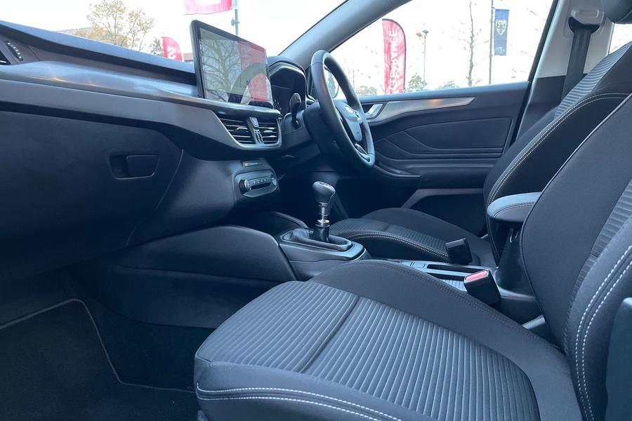 Ford Focus Photo autoimg-8504b38c5fa4df200f0965308f35529551e6c7ec.jpg