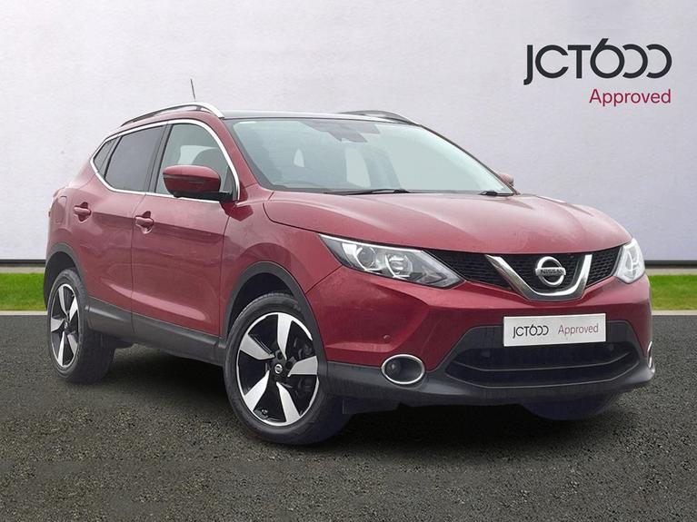 Used 2015 NISSAN Qashqai 1.5 dCi n-tec+ SUV 5dr Diesel Manual 2WD Euro 6 (s/s) (110 ps) Red at JCT600