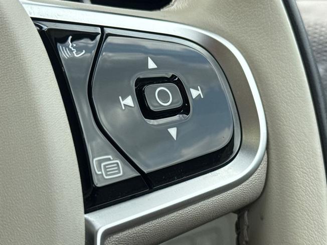 VOLVO Xc90 Photo 17