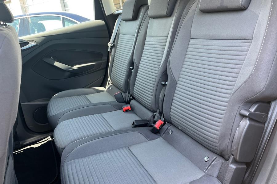 Ford C-Max Photo autoimg-850f0ecd9d6642dc9d03e5587fd5da09b12c8e01.jpg