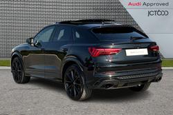 Audi RS Q3 Photo 3