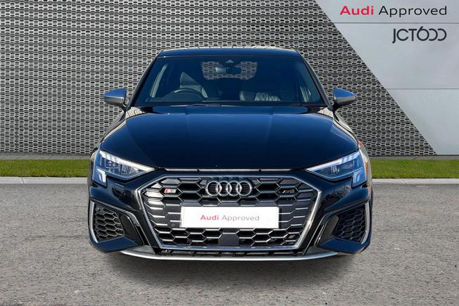 AUDI S3 Photo 8