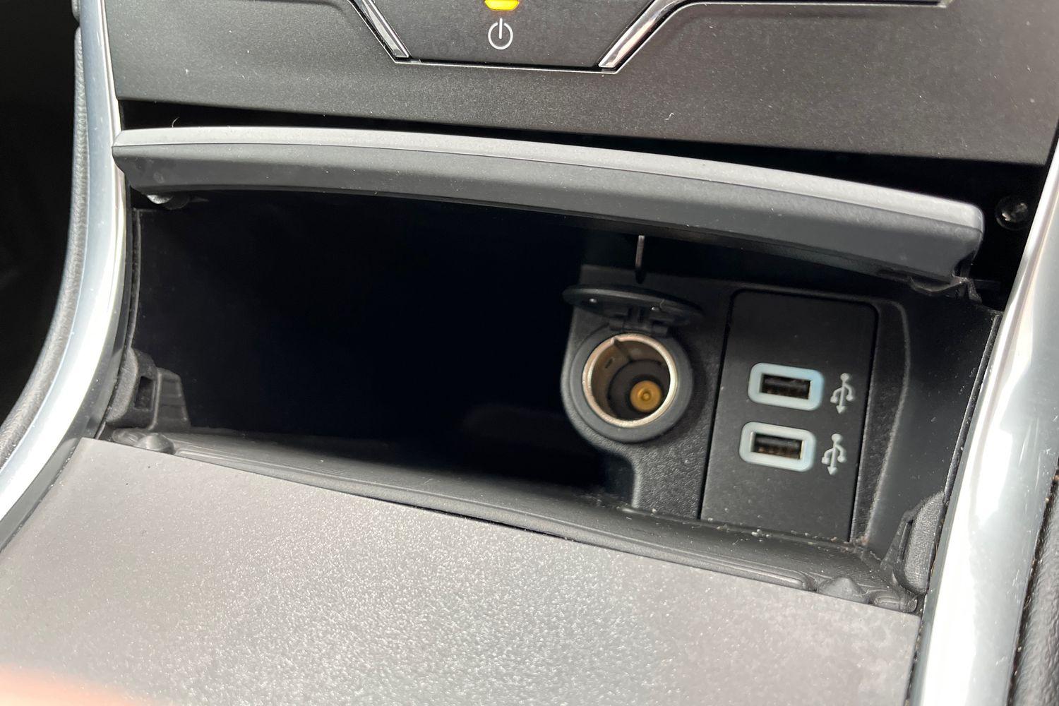 Ford GALAXY Photo 35