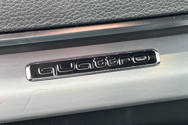 AUDI Sq5 Photo 41