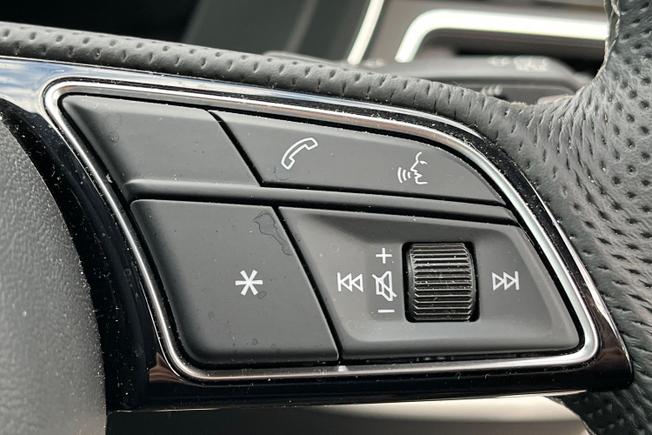 AUDI A4 Avant Photo 17