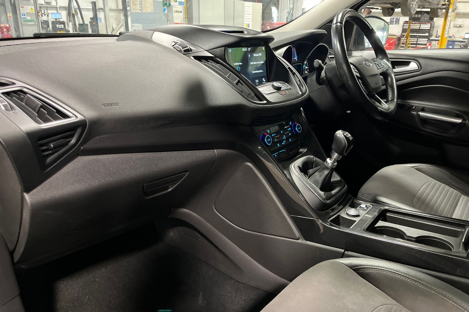 Ford KUGA Photo 17