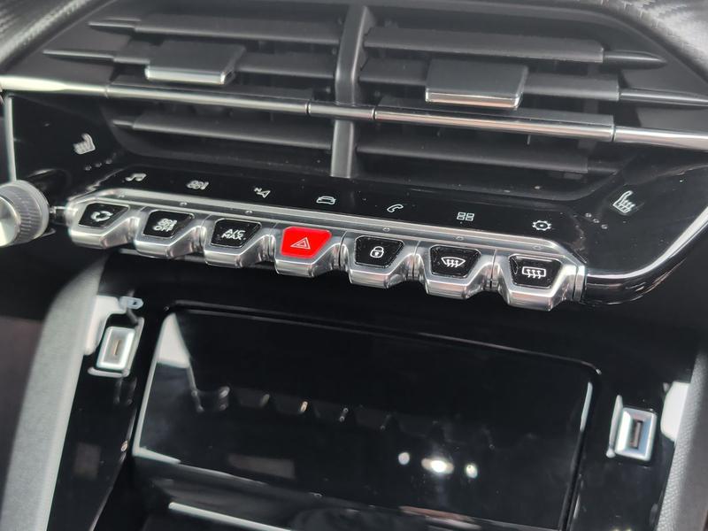 Used Peugeot 2008 MA72WFO 23