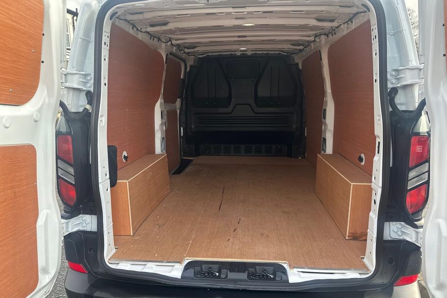 Used FORD TRANSIT CUSTOM HT24EZW 6