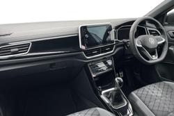 VOLKSWAGEN T-Roc Photo 2