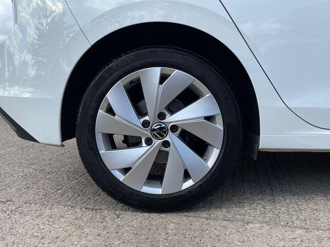 Volkswagen Golf Photo 5