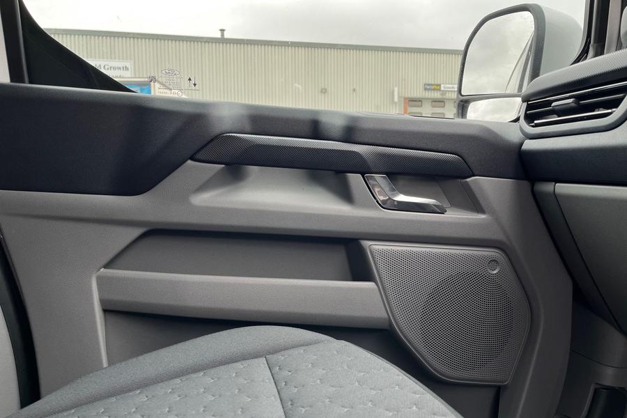Ford TRANSIT CUSTOM Photo autoimg-8528f64de6ebf50844344fcba621aeb0c19852cb.jpg
