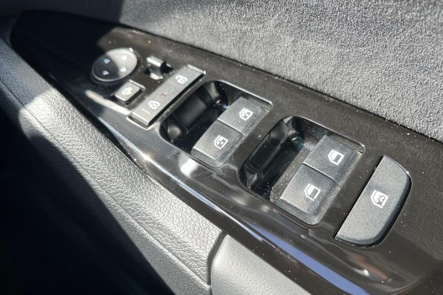 Kia SPORTAGE Photo autoimg-8529b76e02c01de5222c31b1f3b69793c36ebc7a.jpg