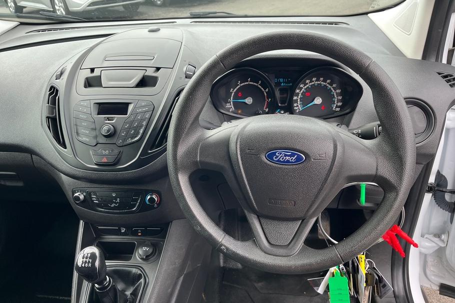 Used Ford TRANSIT COURIER WV22USO 25