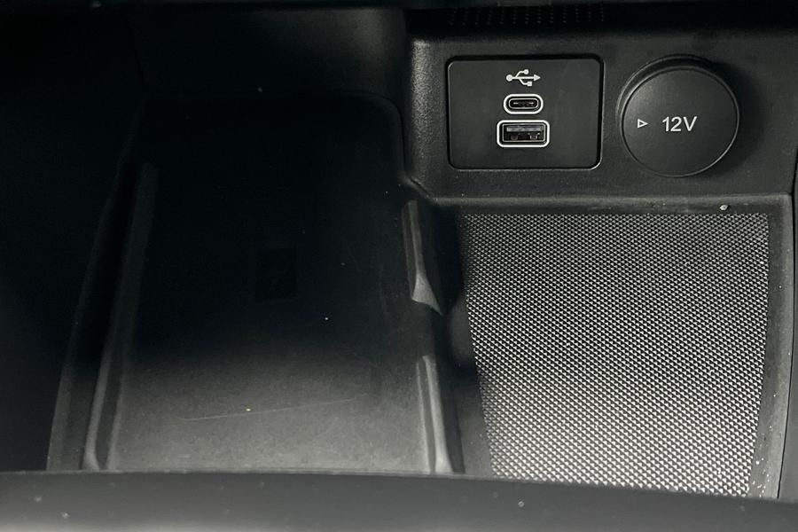 Ford Kuga Photo autoimg-8530bb60649ffa6b6fcb14db41127bf8d8c3c415.jpg