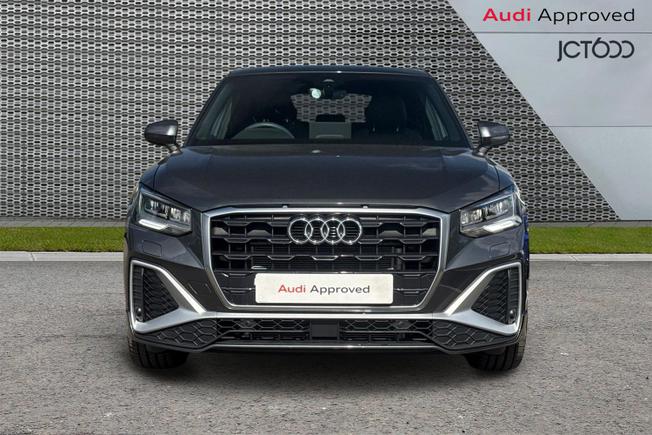 Audi Q2 Photo 8