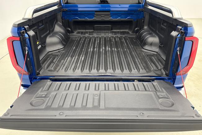 VOLKSWAGEN Amarok Photo 12