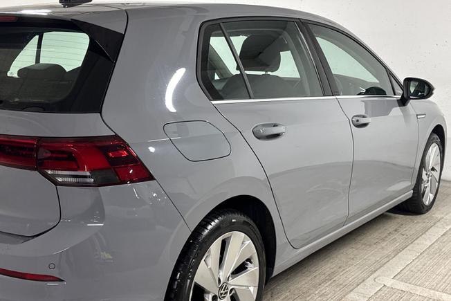 VOLKSWAGEN Golf Photo 28