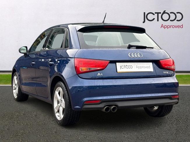Audi A1 Photo 3