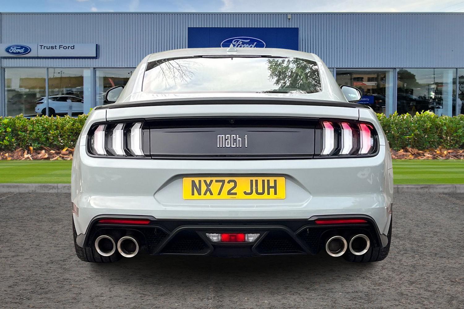 Ford Mustang Photo 6